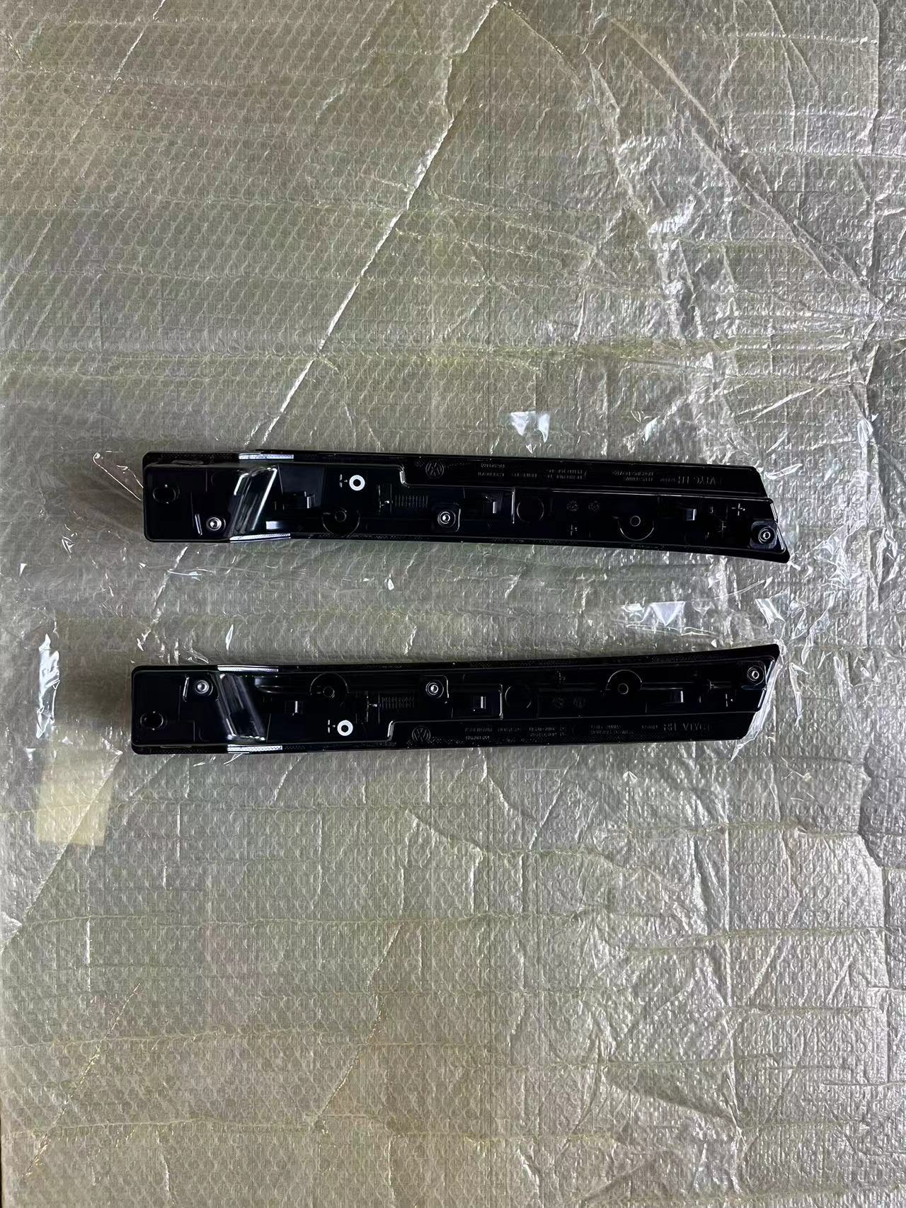 ID4 crozz luminous light with day running lights original brand new 11G941653 11G941654