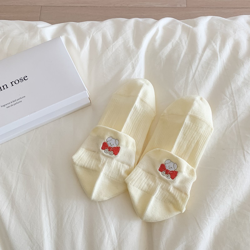 Calcetines de mujer de algodón primavera-verano con osito bordado, estilo kawaii, cómodos y transpirables.