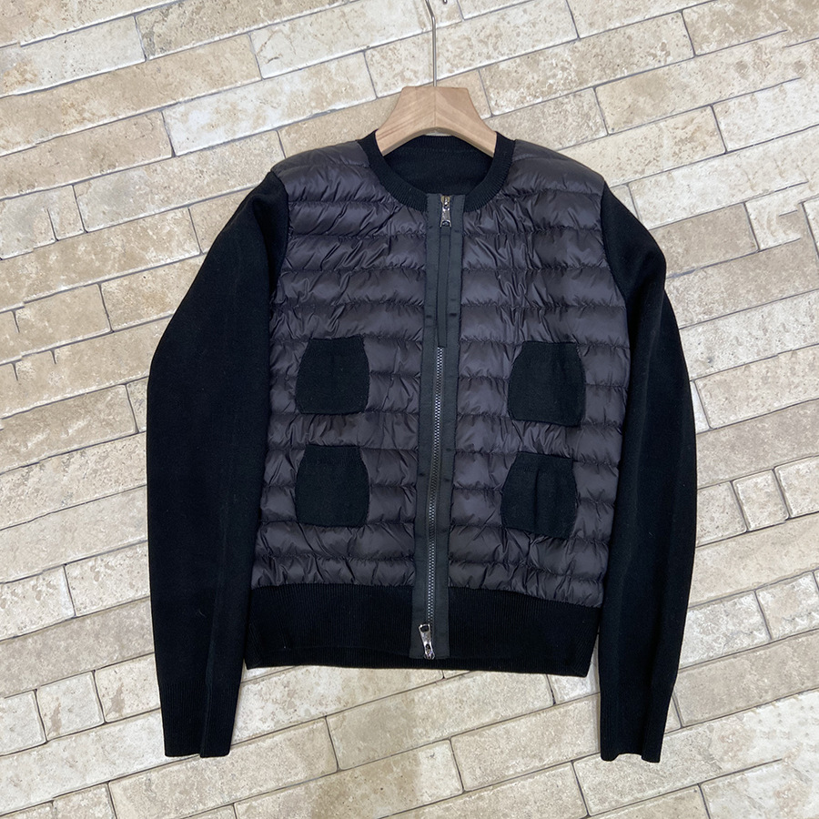 Trendy and Stylish 2025 New Autumn/Winter Lightweight Knitted down Jacket for Women, Round Neck Short 90% down Coat