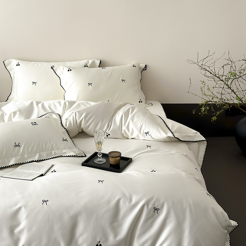 Completo letto francese in raso di cotone con copripiumino_voghion.com