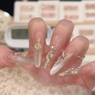 TikTok Explosive Wearing Armor Wholesale New Chinese Entry Luxury Cat's Eye Butterfly Gold Snake Advanced Noblet Handmade Manicure Pieces