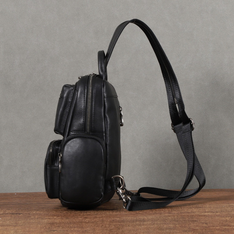Túi đeo chéo nam da bò lớp đầu kiểu đeo ngực đa năng 22×12×28 cm — Màu đen chi tiết 1