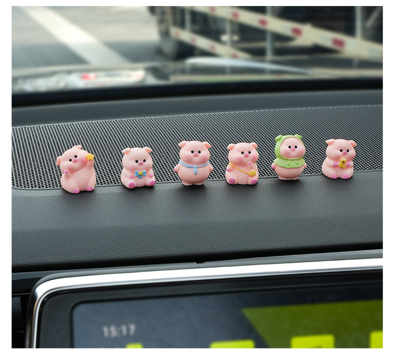 Car Ornaments Creative Little Fat Pig Cute 2025 New Decompression Doll Center Console Decoration Ladies Healing System