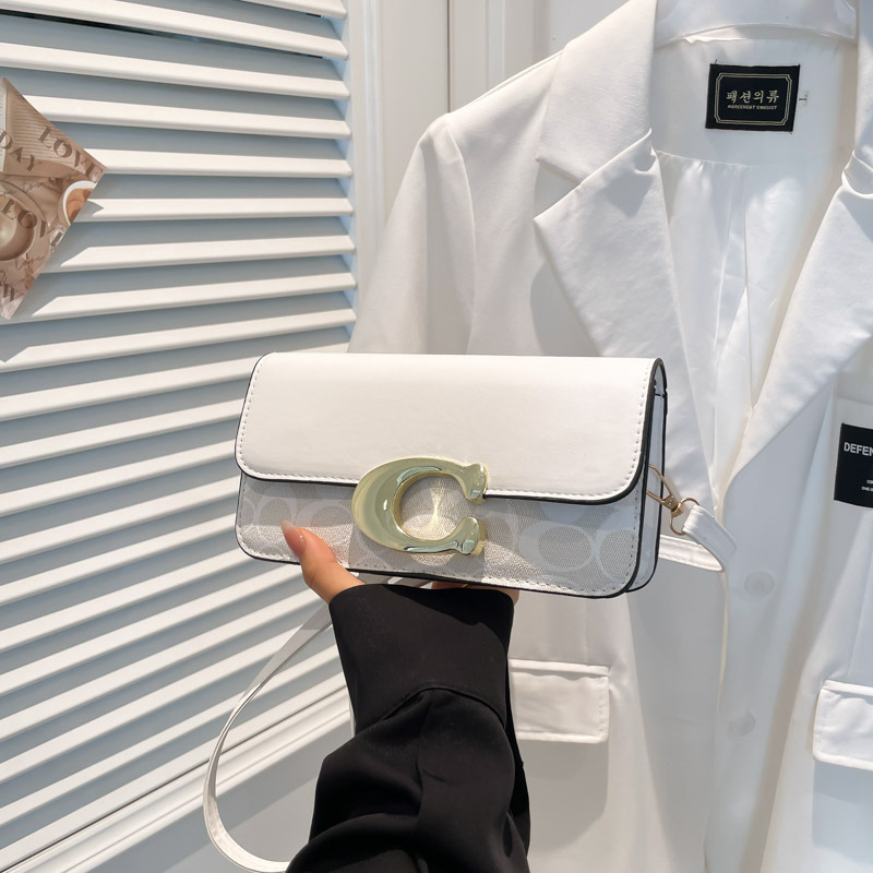 貿易 2025 夏の新作バッグ女性の小さな正方形バッグファッショナブルで多用途なトレンディな質感のシングルショルダークロスボディバッグ|undefined