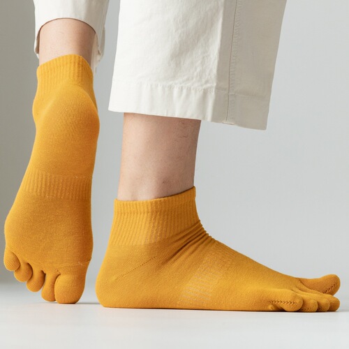 Five-finger socks men's mid-calf socks spring and autumn cotton sports tabi socks anti-odor athlete's foot men's socks new product