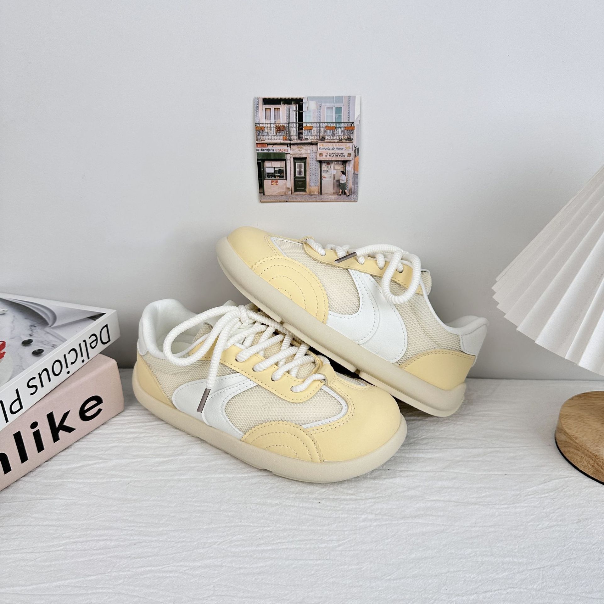 Zapatos blancos de fondo grueso de ondas largas, zapatos de skate de nicho para mujeres, 2025 nuevos zapatos casuales de mujer, zapatos de pan de verano image 7