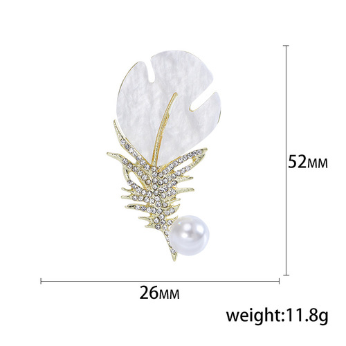 Japanese and Korean Fashion Creative Shell Feather Brooch High-End Suit Lapel Pin Elegant Cheongsam Anti-Slip Pin Accessory for Women