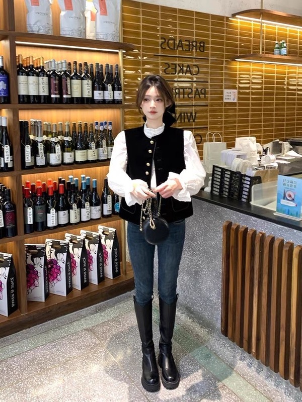 春秋小香温柔风显瘦气质马甲背心小众设计高级感花边衬衫女两件套|undefined
