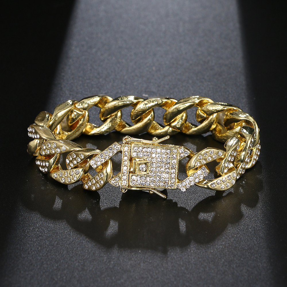 small design trend jewelry hip-hop style