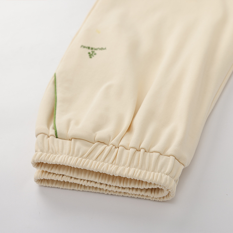 Pijamas de pareja estilo primavera y otoño, conjunto de ropa de dormir a rayas frescas de estilo coreano nuevo 2025 para hombre y mujer, manga larga, a la moda