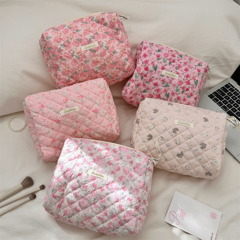 4681 Quilted Quilted Cosmetic Bag Cartoon Clutch Bag Portable Large Capacity Travel Toiletry Cosmetics Storage Bag