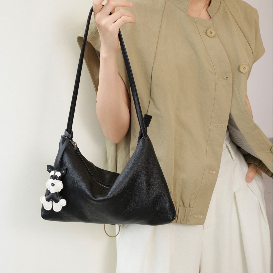 Casual Soft Leather Large Capacity Women's Bag 2025 New Simple Crossbody Commuter Bag Versatile Shoulder Tote Bag - Thumbnail 3
