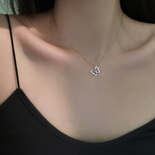 Korean-inspired Ins cool breeze trendy silver butterfly necklace, women's summer fresh niche design diamond choker