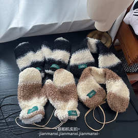 韩系毛绒绒手套耳罩女冬季加绒保暖挂脖连指户外骑行学生情侣套装