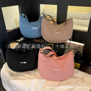 �羳�¿ɫ��ĸ����б�����Ů������ͨ�چμ���\�ӕr����Ӱ�