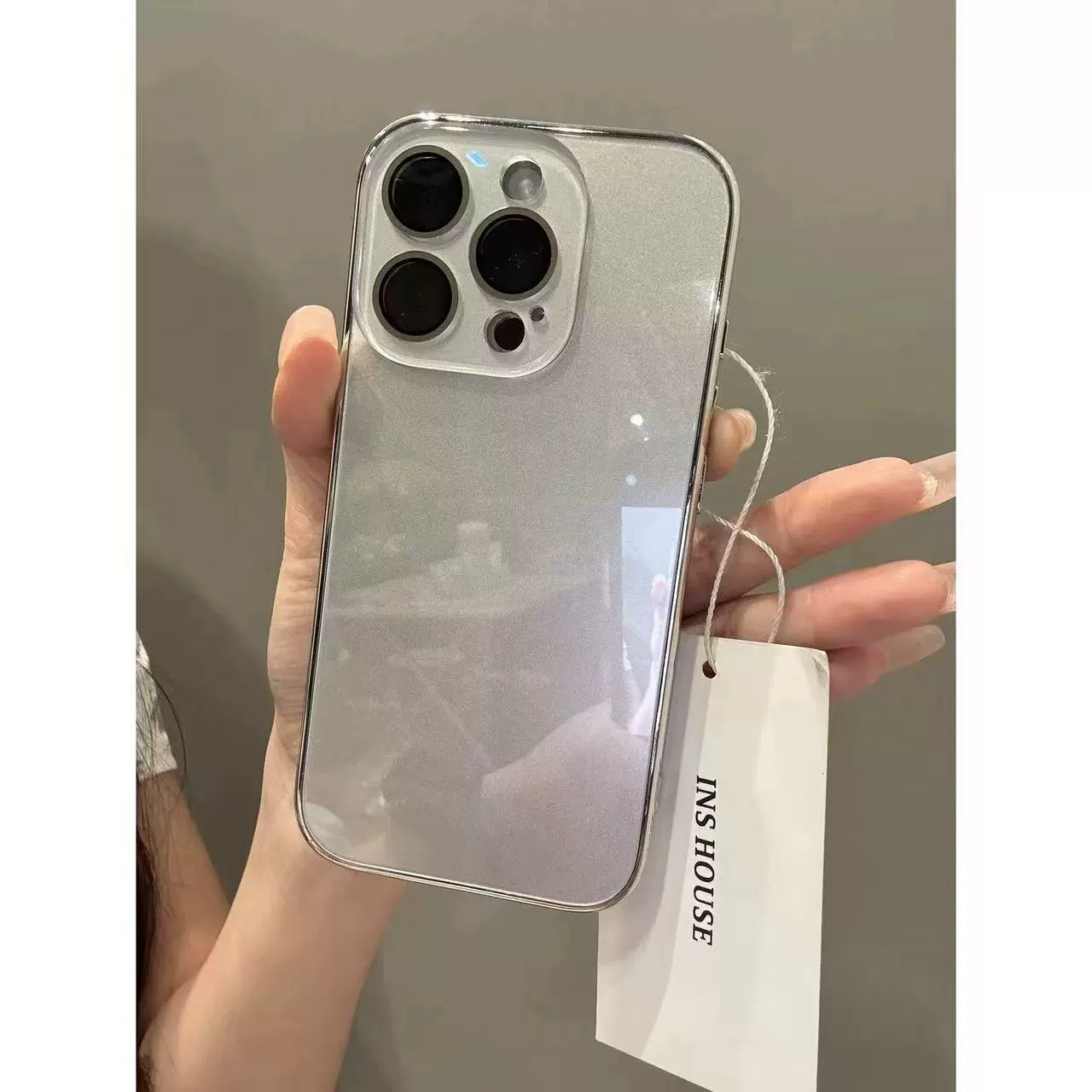 Чехол для iPhone (Apple) iPhone 13–17 Pro Max, изумрудно-зелёный глянцевый с серебряным напылением
