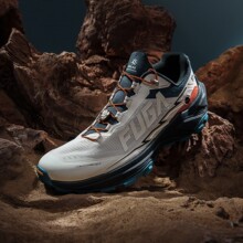 KAILAS����ʯFUGAEX3V�׷���͸�������˶�ͽ����ɽЬ�ֻ�1�췢��