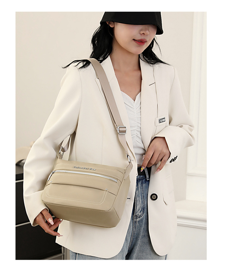 Colorful Fox's new versatile women's single-shoulder bag, large-capacity commuter bag, Korean style trendy and simple crossbody bag undefined