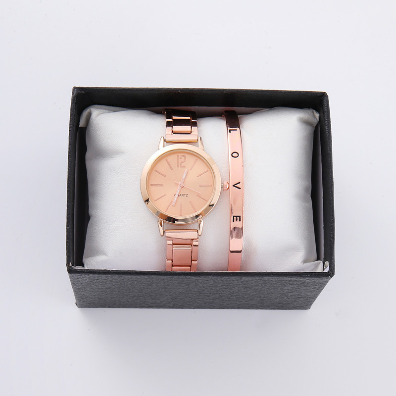 Foreign Trade Explosions Fashion Roman Pattern Diamond Women's Watch Women's Watch Quartz Watch Bracelet Women's Watch Manufacturers in stock