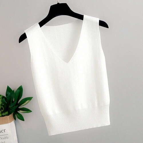 Ice silk V-neck halter top with inner vest for women, summer sleeveless sweater, thin waist-cinching short hot girl top