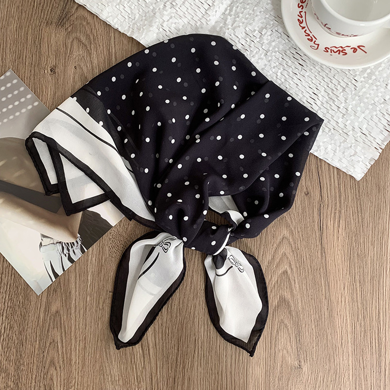 Bufanda de seda Georgette Bufanda cuadrada pequeña con cuello Nueva bufanda pequeña con estampado de anacardo de moda Bufanda de sentido avanzado Bufanda de chal