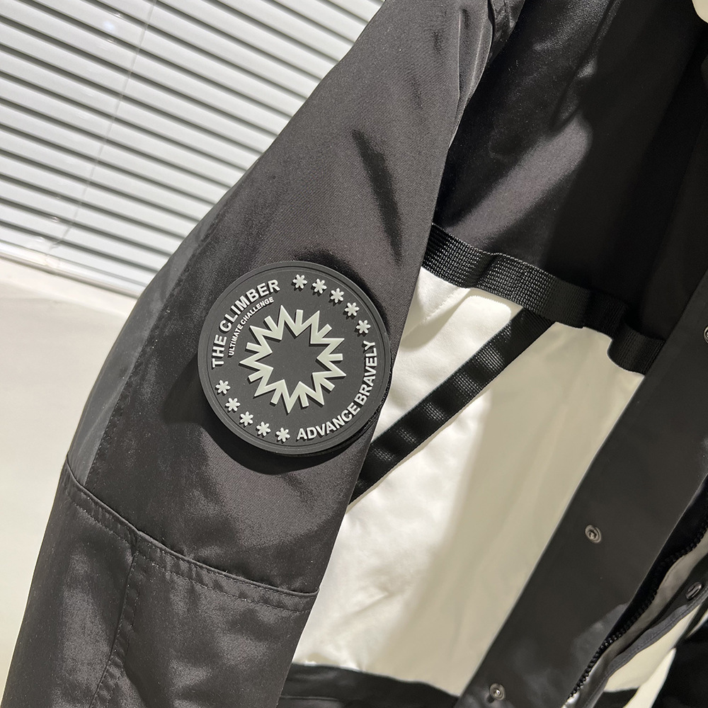 Men's Hooded Jacket Thickened Outdoor Coat Black And White_voghion.com