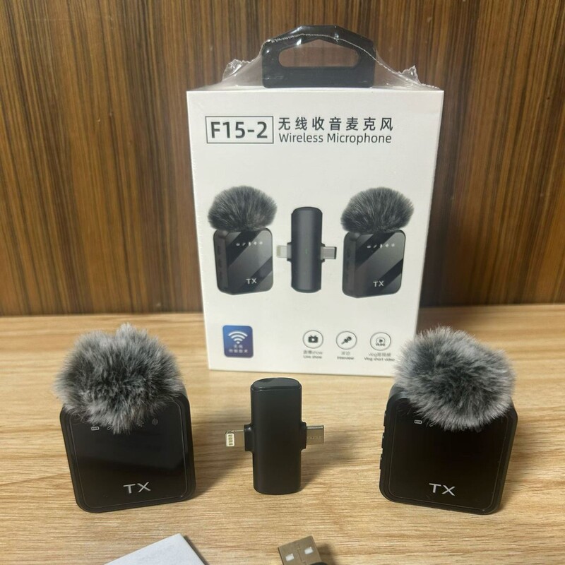 Cross-Border Hot-Selling Two-In-One F15-2 Wireless Lavalier Microphone, Dual-Use for Mobile Phones, Universal Live Broadcast Microphone F11-2 Cross-Border Hot-Selling Two-In-One F15-2 Wireless Lavalier Microphone, Dual-Use for Mobile Phones, Universal Live Broadcast Microphone F11-2