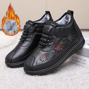 Women's Cotton Shoes 2025 Winter New Style Old Beijing Fleece-Lined Thickeneded Warm Soft Sole Non-Slip Mother's Shoes Middle-Aged and Elderly Cotton Boots