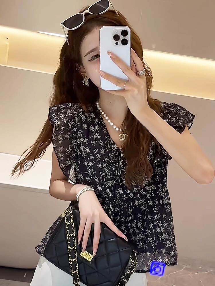 Áo hai dây nữ tay bèo họa tiết hoa nhí chất voan kiểu Pháp — Màu xanh lam nhạt chi tiết 1