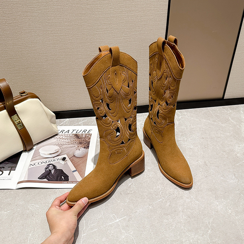 Western Cowboy Boots Thick Heel V-Mouth Embroidered Hole Knight Boots Retro Size Breathable Women's Boots 41-43 chubby girl Western Cowboy Boots Thick Heel V-Mouth Embroidered Hole Knight Boots Retro Size Breathable Women's Boots 41-43 chubby girl