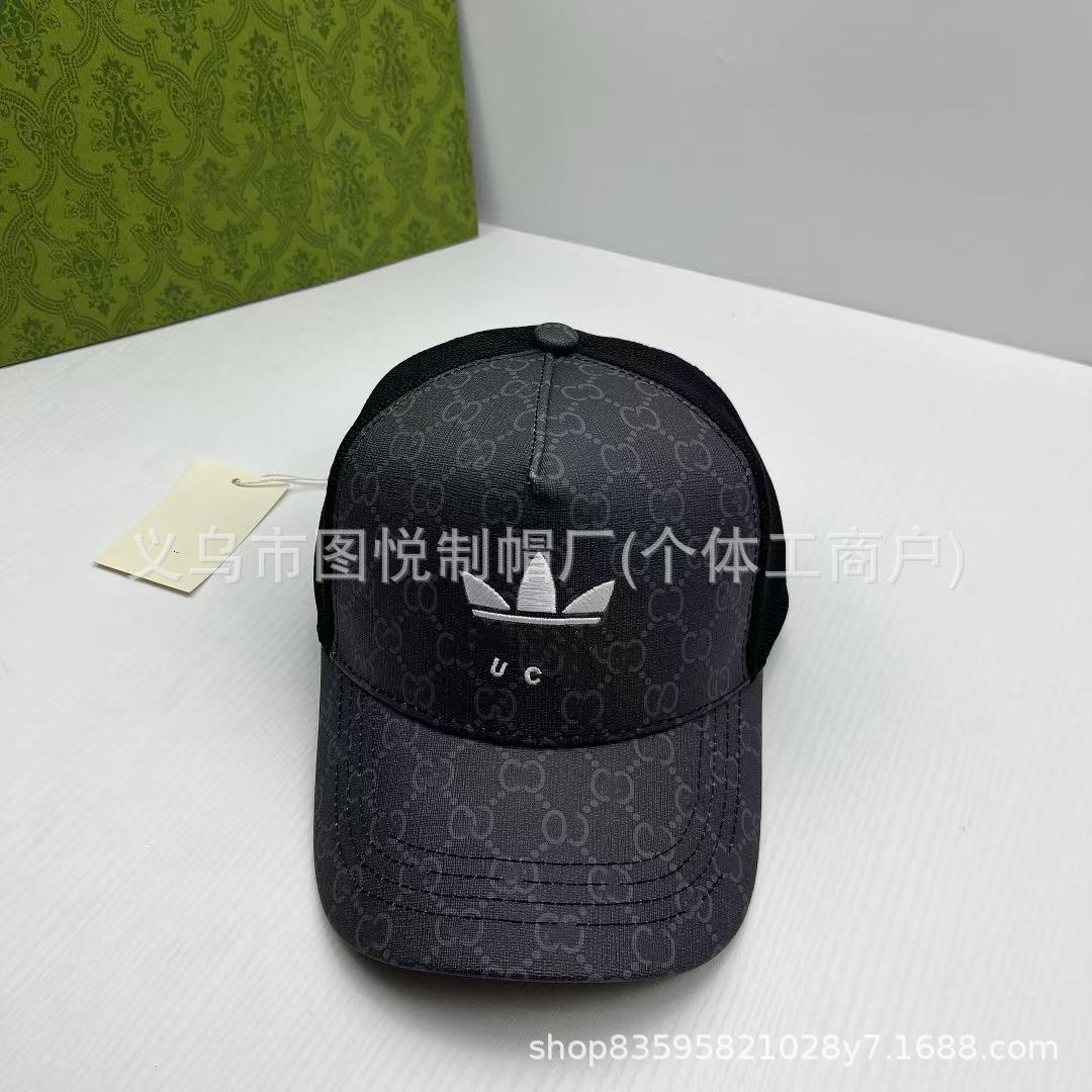 검은색