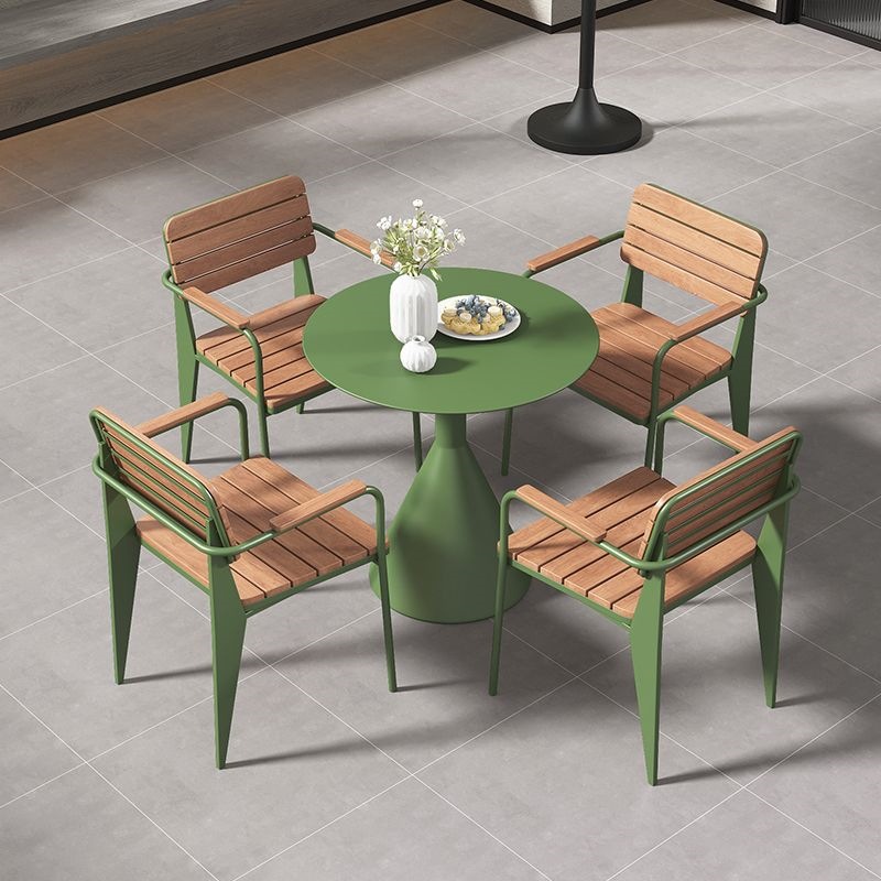 Outdoor Leisure Table and Chair Set for Commercial Use, Suitable for Outdoor Patio and Open-Air Cafes, Made of Plastic Wood, Sun-Resistant and Waterproof Round Table