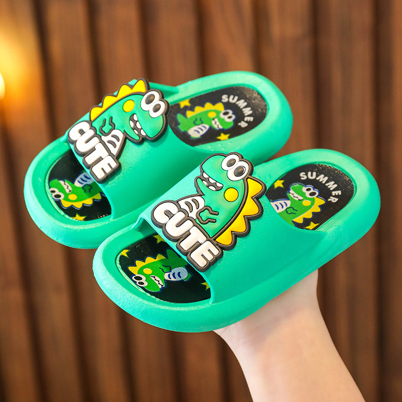 Niños y niñas zapatillas frescas nuevos dibujos animados tridimensionales ranas bebés interior antideslizantes zapatillas de verano