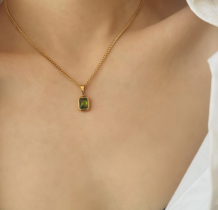 Square Pattern Women'S Gender PVD Coated Real Gold Plated 18K Gold Heart 304 Stainless Steel Titanium Steel Waterproof Non Tarnish 304 Stainless Steel Titanium Steel Necklace