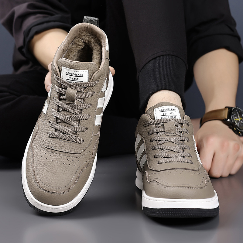 Zapatos de lana de invierno de cuero de vaca, cuero genuino y terciopelo, zapatos de skate cálidos, zapatos casuales para hombres, zapatos para hombres.