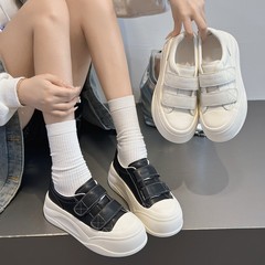 真皮魔术贴厚底小白鞋女2025秋新款轻便舒适增高百搭休闲运动板鞋