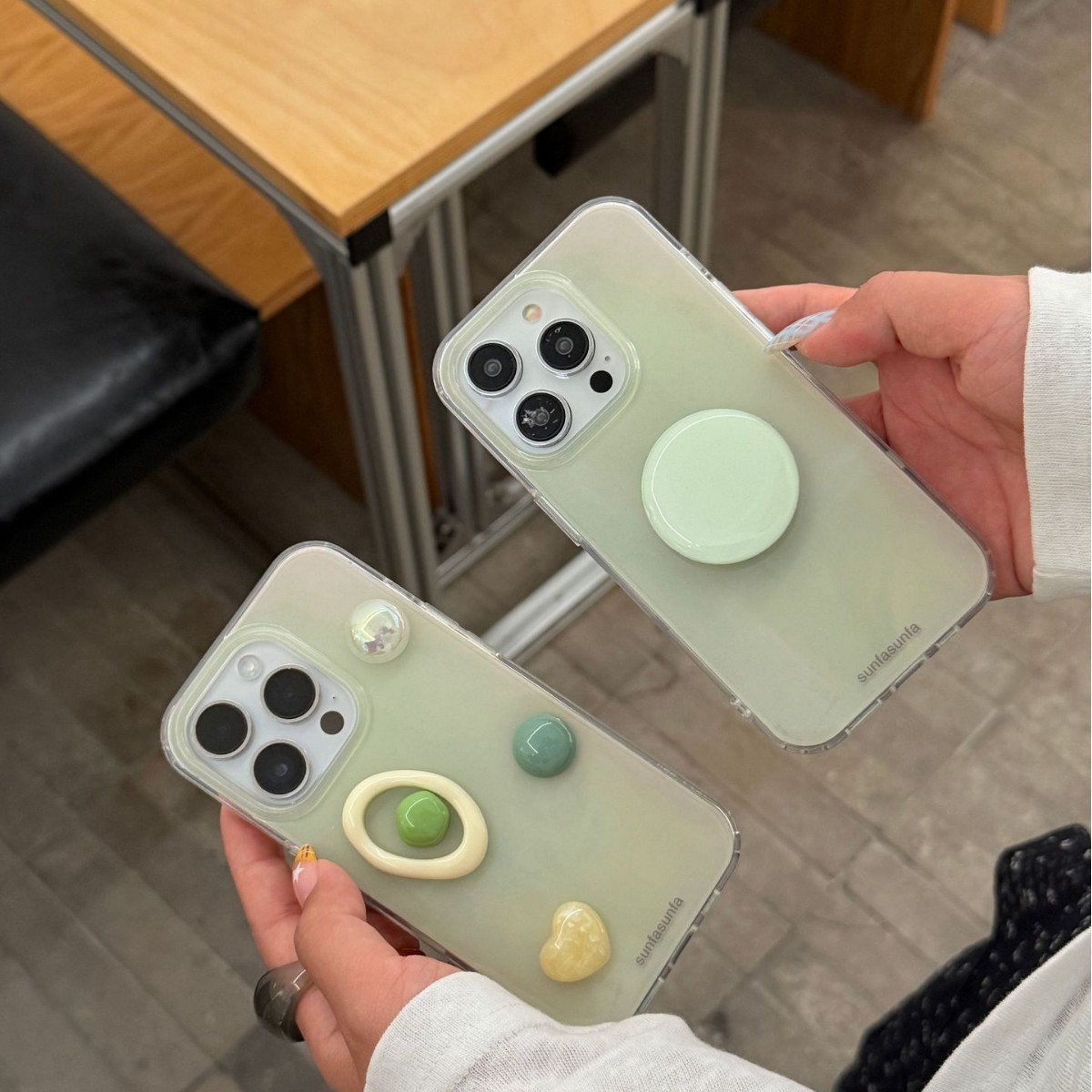 Simple, pequeño y fresco adecuado para Apple 16ProMax funda para teléfono móvil 15Pro Stereo 14/13 Soporte 15PM Pareja 16