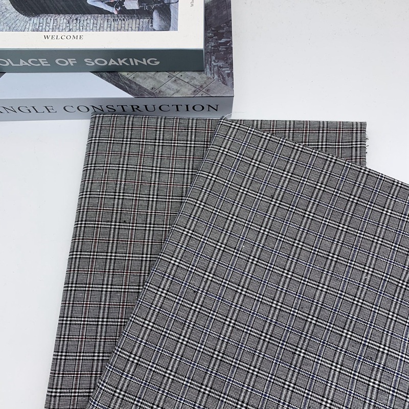 现货批发 21S色织平纹格子衬衫布 ins复古风格纹连衣裙西装裤料