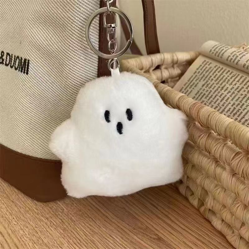 Halloween pequeño fantasma blanco bolso colgante muñeca lindo bolso de peluche accesorios colgante muñeca en llaveros