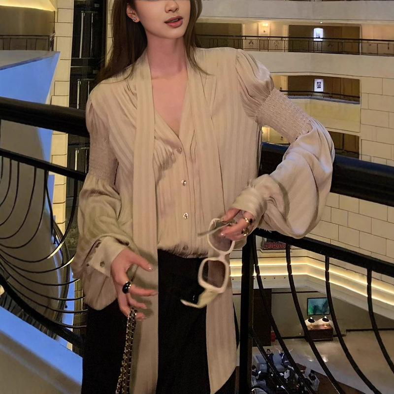 Zhaiaia Ancient Gold V Neck Shirt Women's Autum New Ribbon Design High-End Fashion Long-Sleeved Shirt