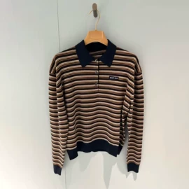 女式针织衫;连衣裙;吊带背心