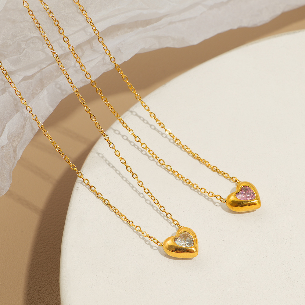 Cross-border Bestseller Pink Heart Necklace In Titanium Steel For Women, High-end Feel Gold White Diamond Heart-shaped_voghion.com