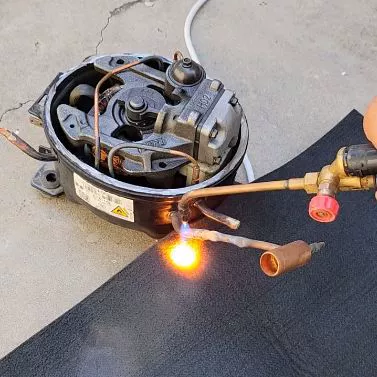 Огнестойкий войлок для сварки медных труб кондиционеров, черный, предварительно окисленный, для наружного применения