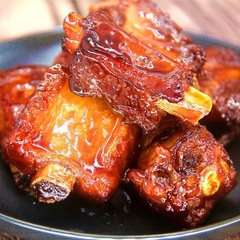 Braised spareribs 500g, a Henan specialty, vacuum-packed ready-to-eat pork spine ribs, sweet and sour sauce flavor spareribs, ready-to-eat braised meat.