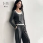 咖色圆领外穿宽松家居服