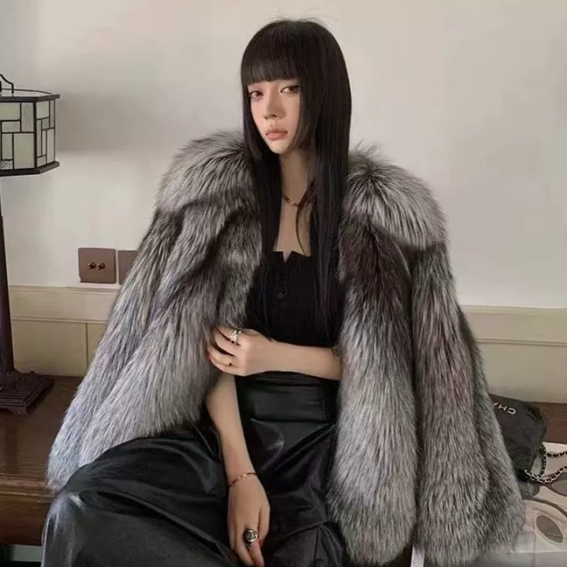 2025秋冬女士短款银狐毛仿裘皮外套时尚加厚保暖名媛仿皮草棉上衣