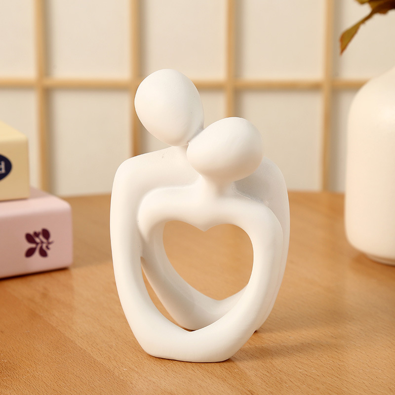 クロスボーダーアマゾンの同じアート抽象彫刻装飾品寝室の装飾カップルハグ彫刻デスクトップ樹脂製品|undefined
