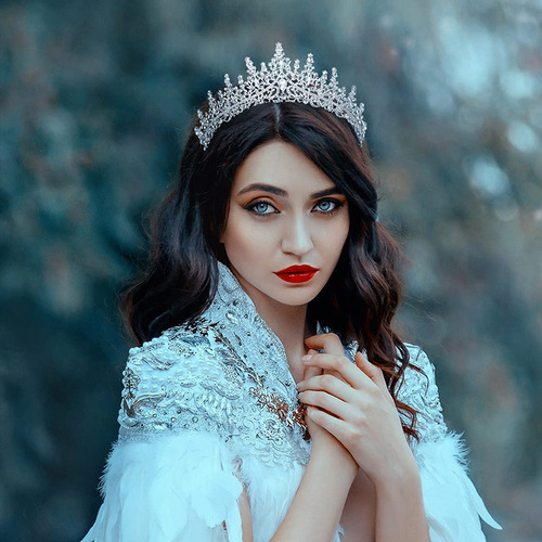 Vintage Round Bridal Crown Headpiece for Amazon New Pearl and Diamond Cake Crown Wedding Dress