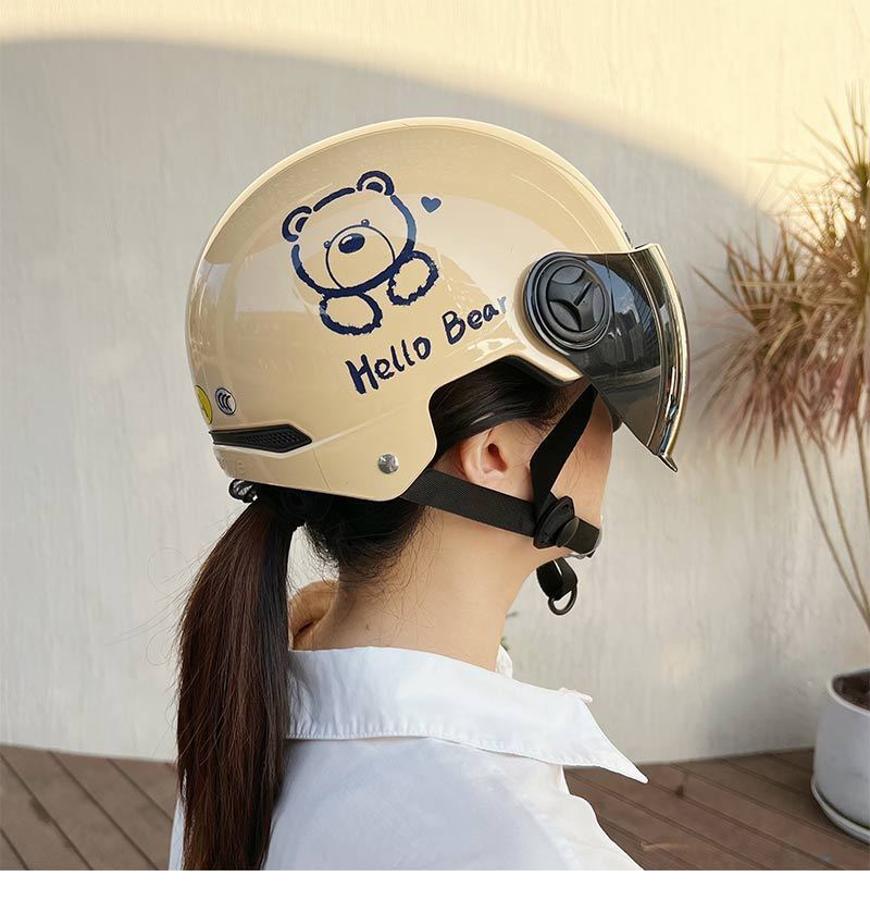 Cute Bear Electric Motorcycle Helmet 3C Certified
