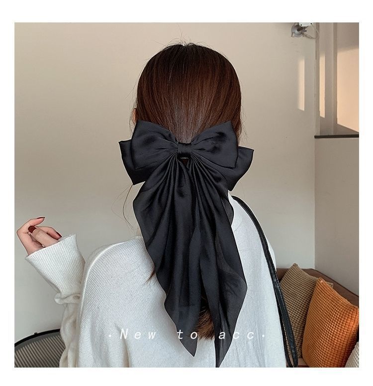 黑色蝴蝶结飘带